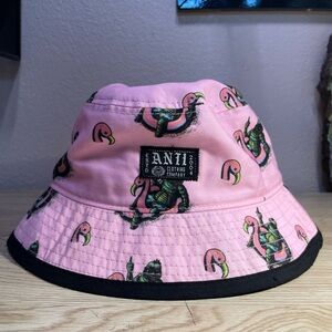 Antifashion bucket hat